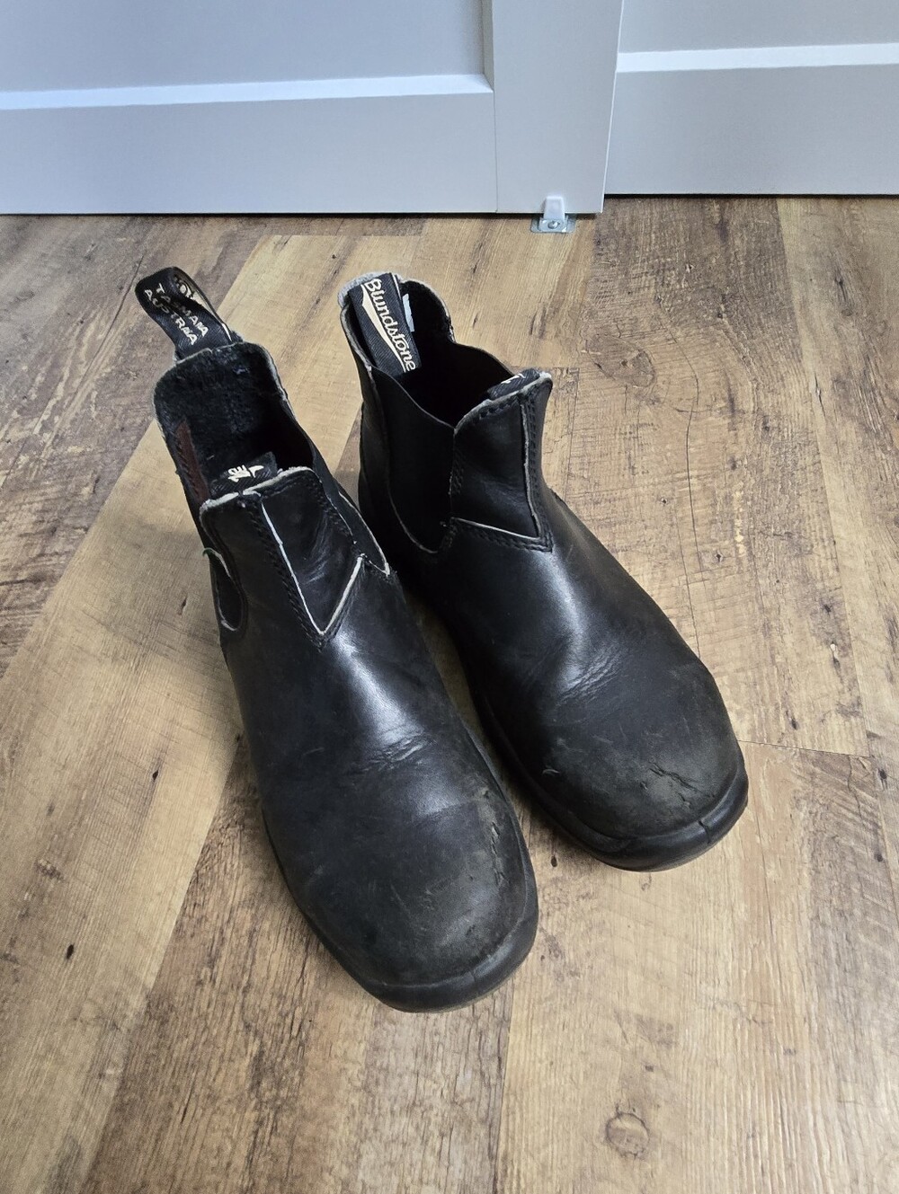 Blundstone Chelsea Work Safety CSA Boots Size 5 - Picture 5 of 10